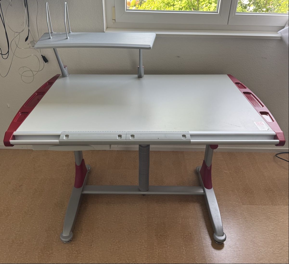 Scrivanie: Schreibtisch – Usato da Rickenbach LU venduto da rin_5nf2