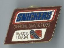 Plaketten & Abzeichen: Snickers - Pin – Gebraucht aus Zürich von t24_de