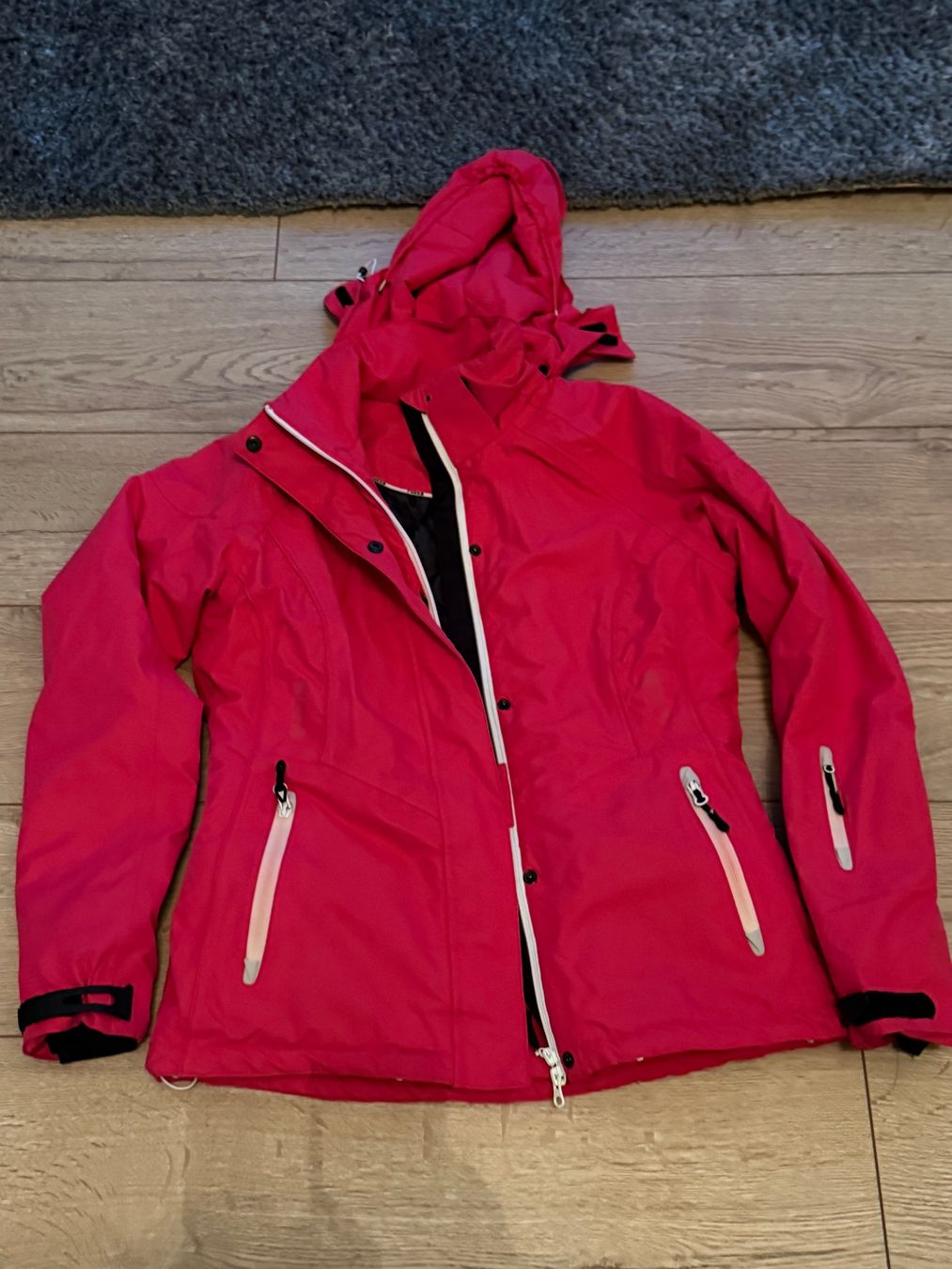 Rukka Jacken: Rukka Skijacke Gr.36 – Gebraucht aus Bernhardzell von Ferkel1