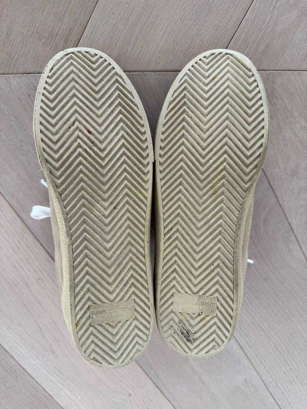 Saint Laurent Damenschuhe: Saint Laurent Damensneakers Größe 38 – Gebraucht aus Kloten von mybestbrands 8
