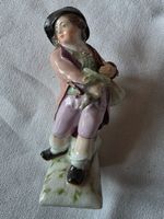 spannende Vintage Porzellan Figur 11 cm
