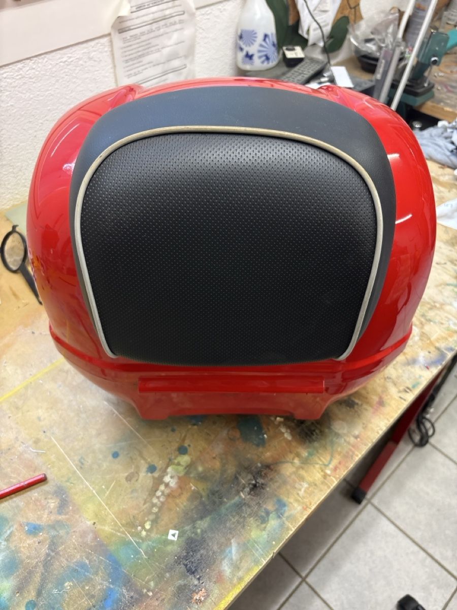 Vespa Topcase: Vespa Case – Usato da Aesch (Neftenbach) venduto da 0041deborah 1