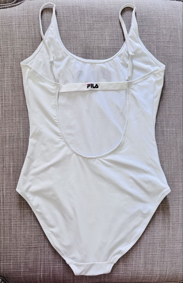 Fila Costumi da bagno & Bikini: Badeanzug Fila weiss Gr M – Nuovo (secondo la descrizione) da Zollikofen venduto da AureusManus 2