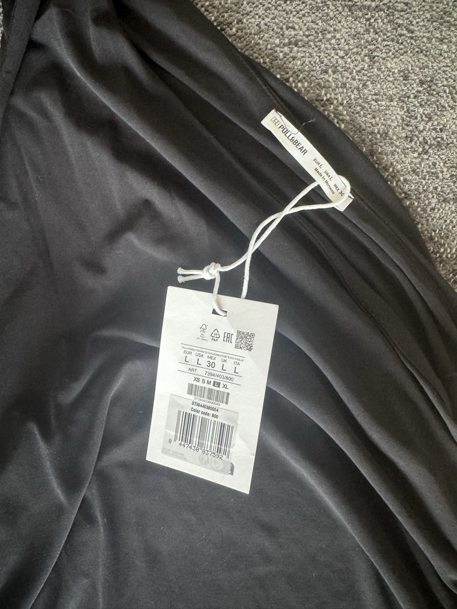 Pull&Bear Kleider: Pull&Bear Maxikleid, schwarz, Gr. L, neu mit Etikett! – Neu und originalverpackt aus Zürich von mbu_z9ch 1