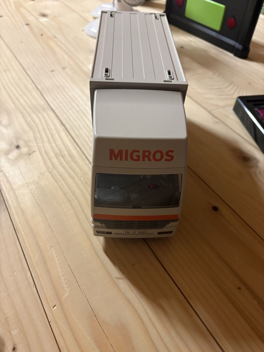 Playmobil Spielzeuge: Migros Lastwagen – Gebraucht aus Lützelflüh-Goldbach von Caermeli01 1