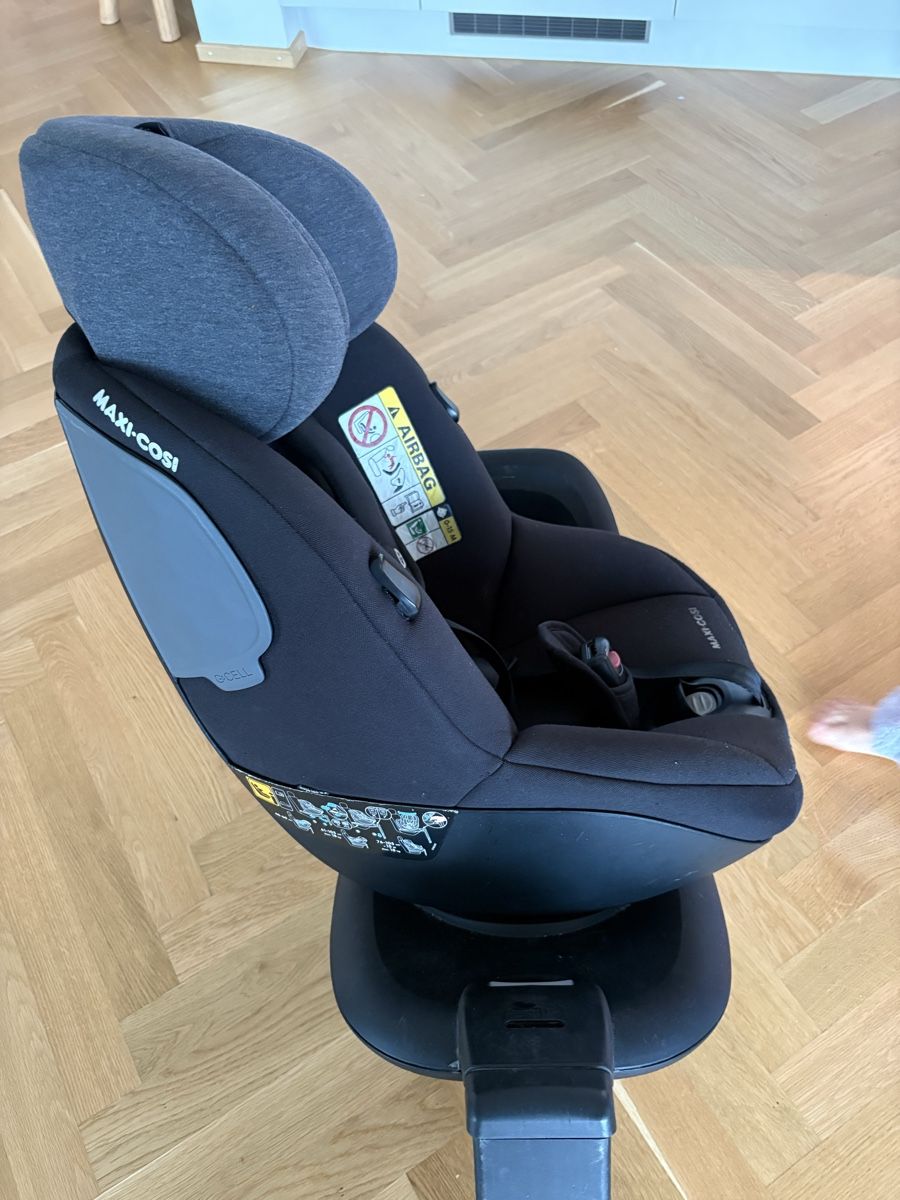 Maxi-Cosi Seggiolini per auto: Kindersitz drehbar mit Isofix – Usato da Wädenswil venduto da Flain 2