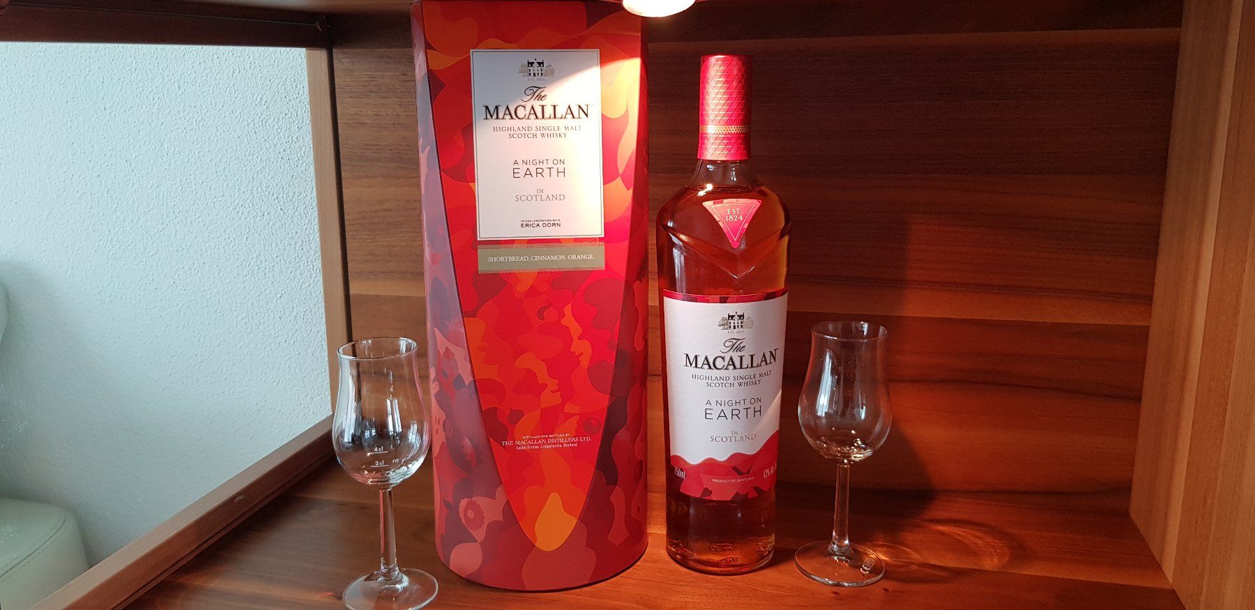 Macallan Spirituosen: The Macallan A Night On Earth 43%, 0,75 Liter US Version – Neu und originalverpackt aus Buchrain von bueri-hockey