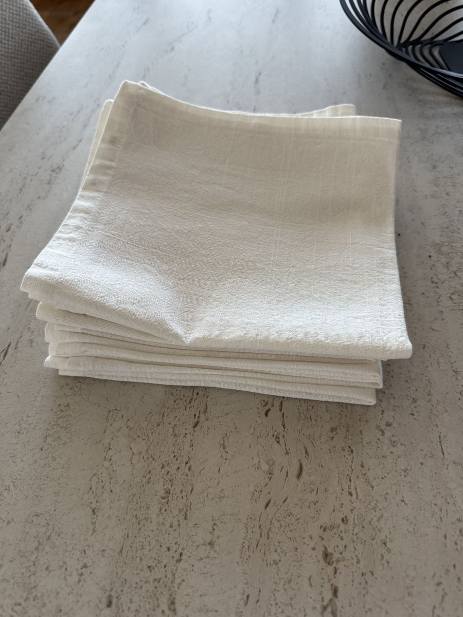 Set di tavolo e panche: Tischset 42x42 Leinen (8x) – Usato da Dübendorf venduto da LePaul
