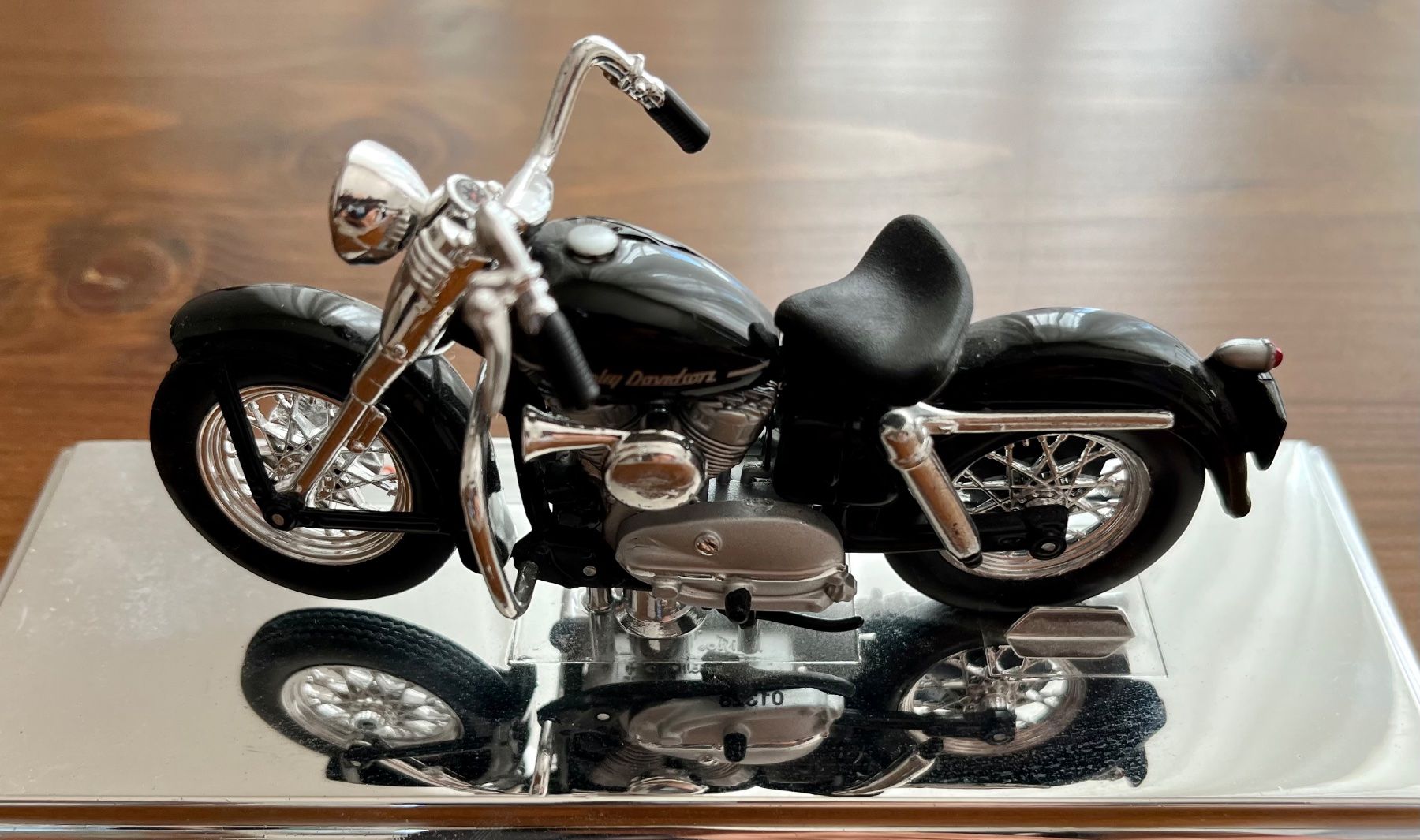 Maisto Kit di modellismo & Modellini statici: Maisto Harley Davidson 1952 K Model – Usato da Glattbrugg venduto da Jaspis10 2