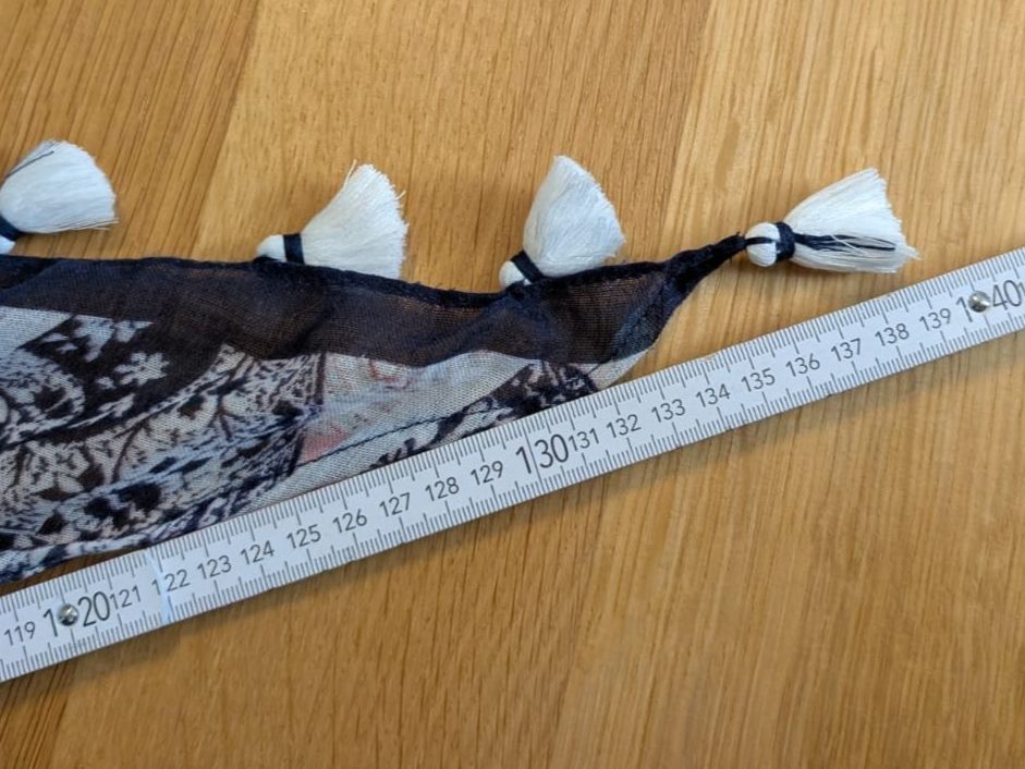 Foulard & Sciarpe: Schal "Schräg", ca 115 x 135 cm – Usato da Zweisimmen venduto da Mousie 2