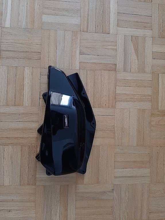 Alle Rollerersatzteile: cache filtre pcx 125 – Gebraucht aus Genève von bot_7sqv 2