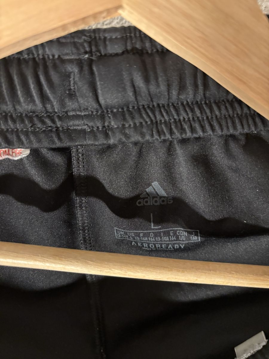 Pantaloni: Sporthose Adidas  – Usato da Meilen venduto da rr0 2