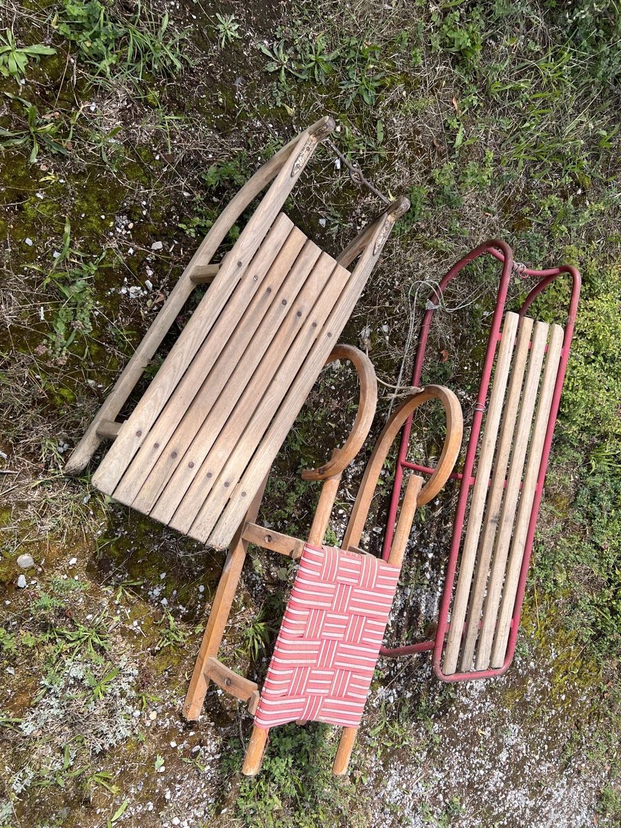 Schlitteln: 3 alte Schlitten – Gebraucht aus Dinhard von Stahlguss 1