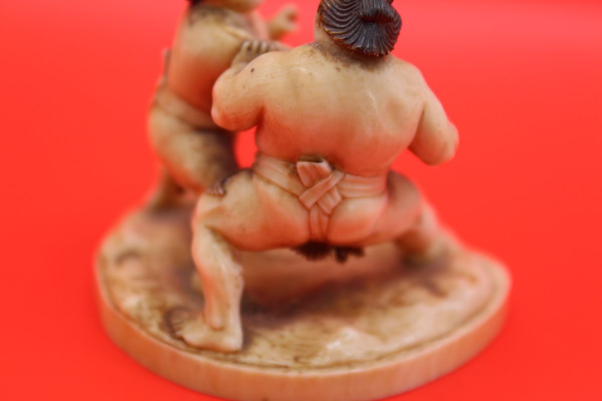 Statuette: Rare Okimono Sumo – Usato da Fiez venduto da Kirafinds 9