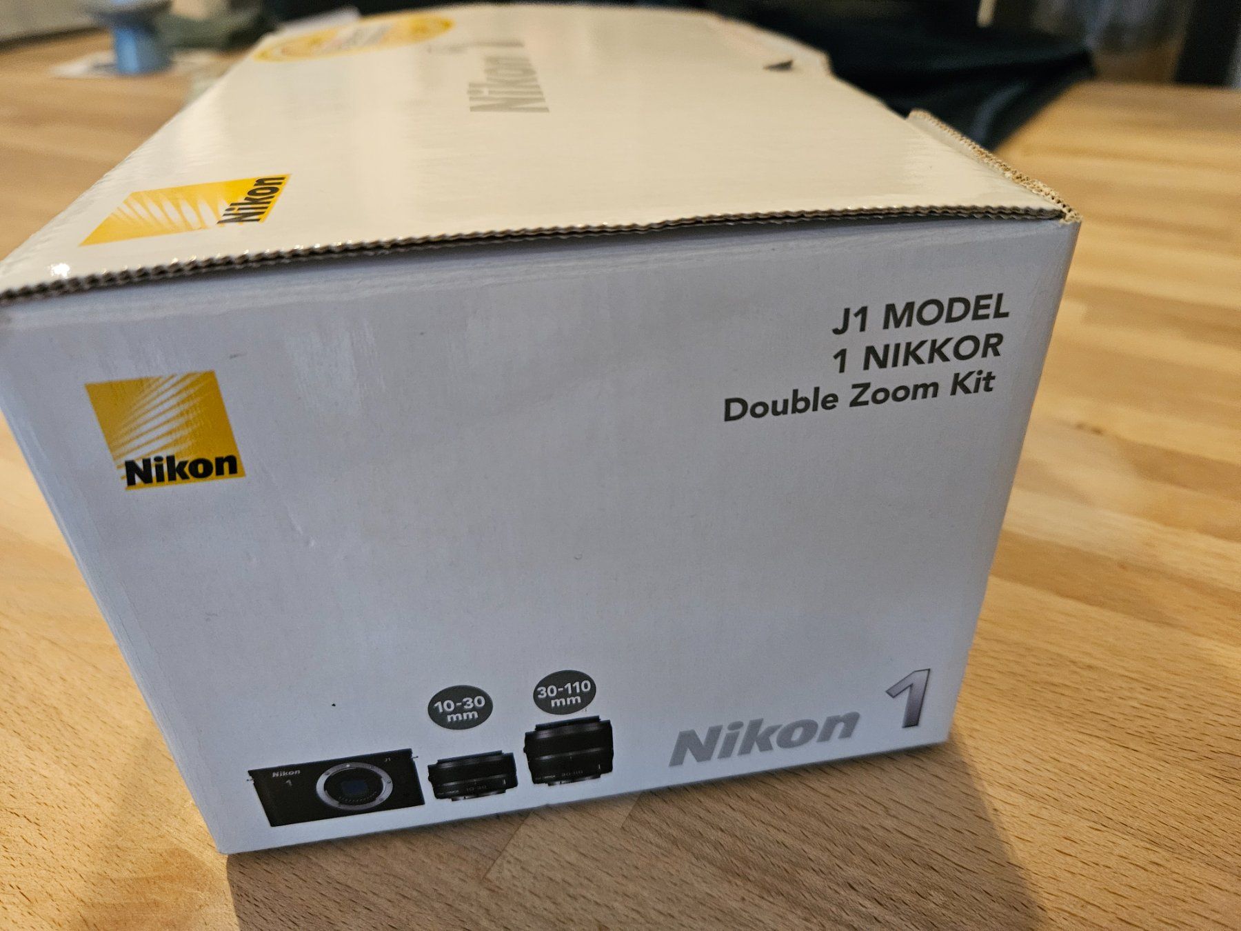 Nikon Fotocamera: Nikon1 Double Zoom Kit – Usato da Jegenstorf venduto da sukram008 6