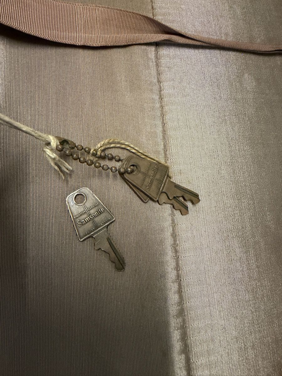 Reisekoffer: ANTIKE SAMSONITE KOFFER – Gebraucht aus Basel von zove 7