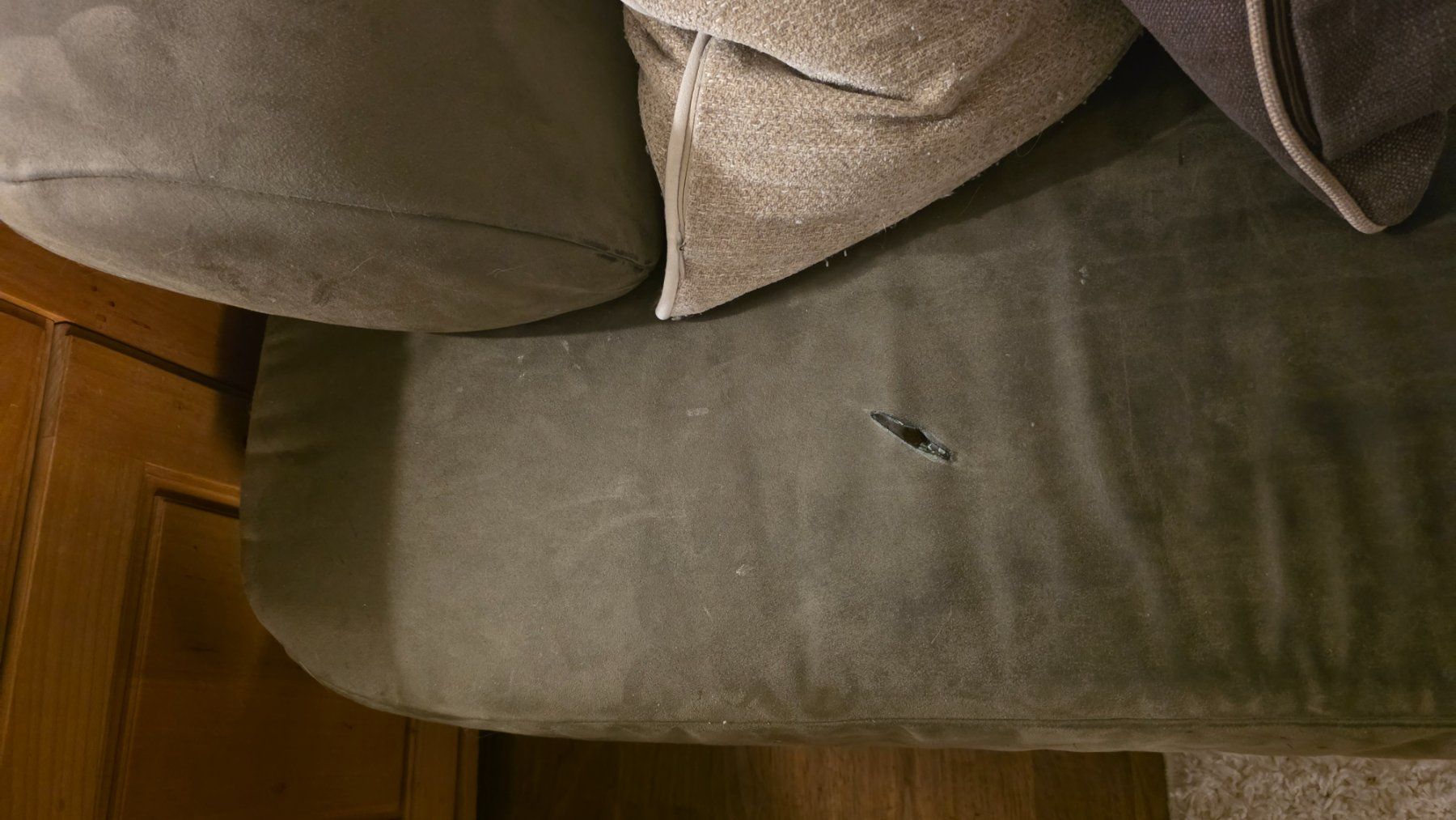 Pfister Sofas: Ein 2er und ein 3er Sofa – Gebraucht aus Hombrechtikon von schlaubi72 2