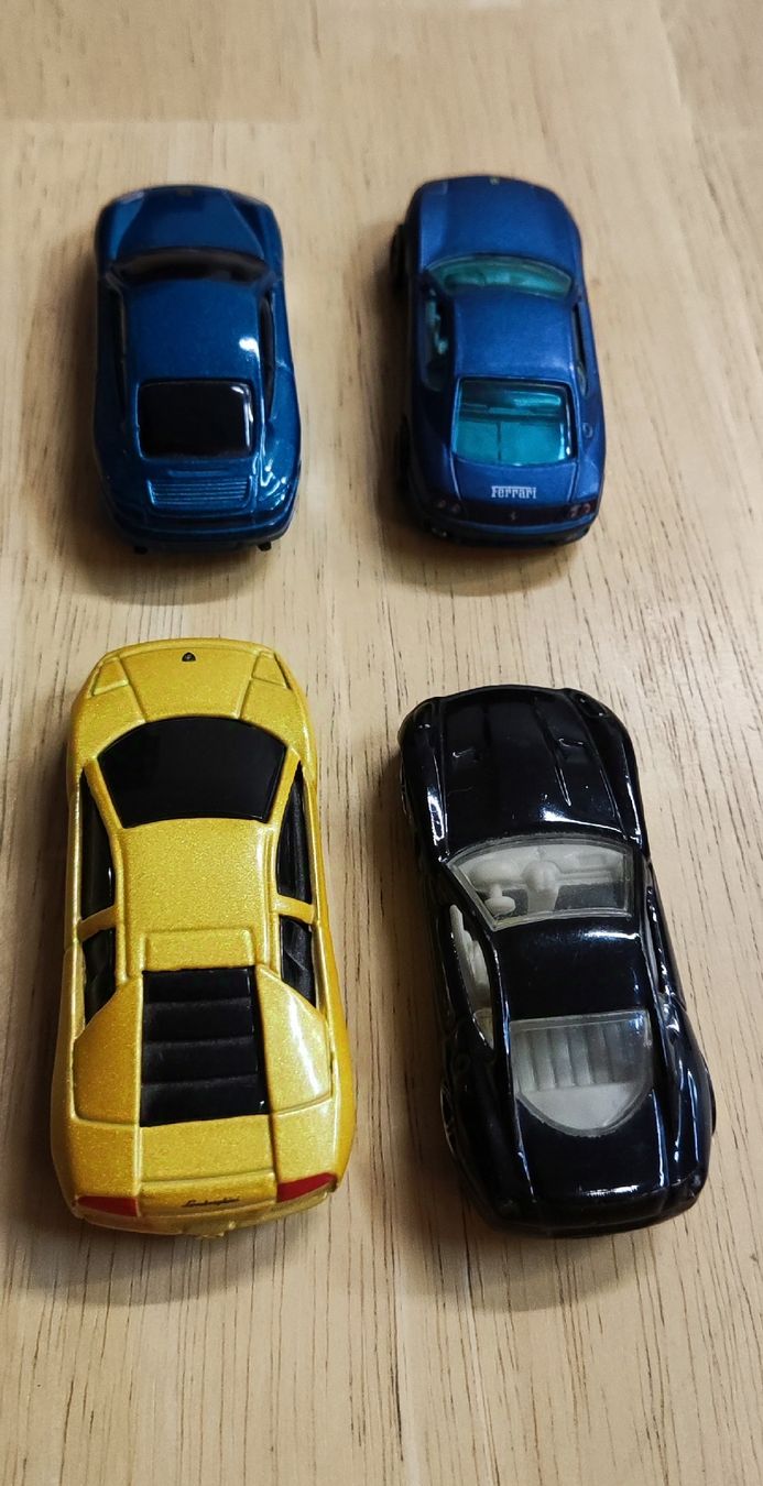 Ferrari Modellini d'auto: 4 macchinine Ferrari Lamborghini Porsche – Usato da Maroggia venduto da mar_9fcv 2