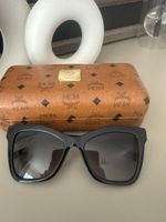 MCM Sonnenbrille Schwarz mit Etui