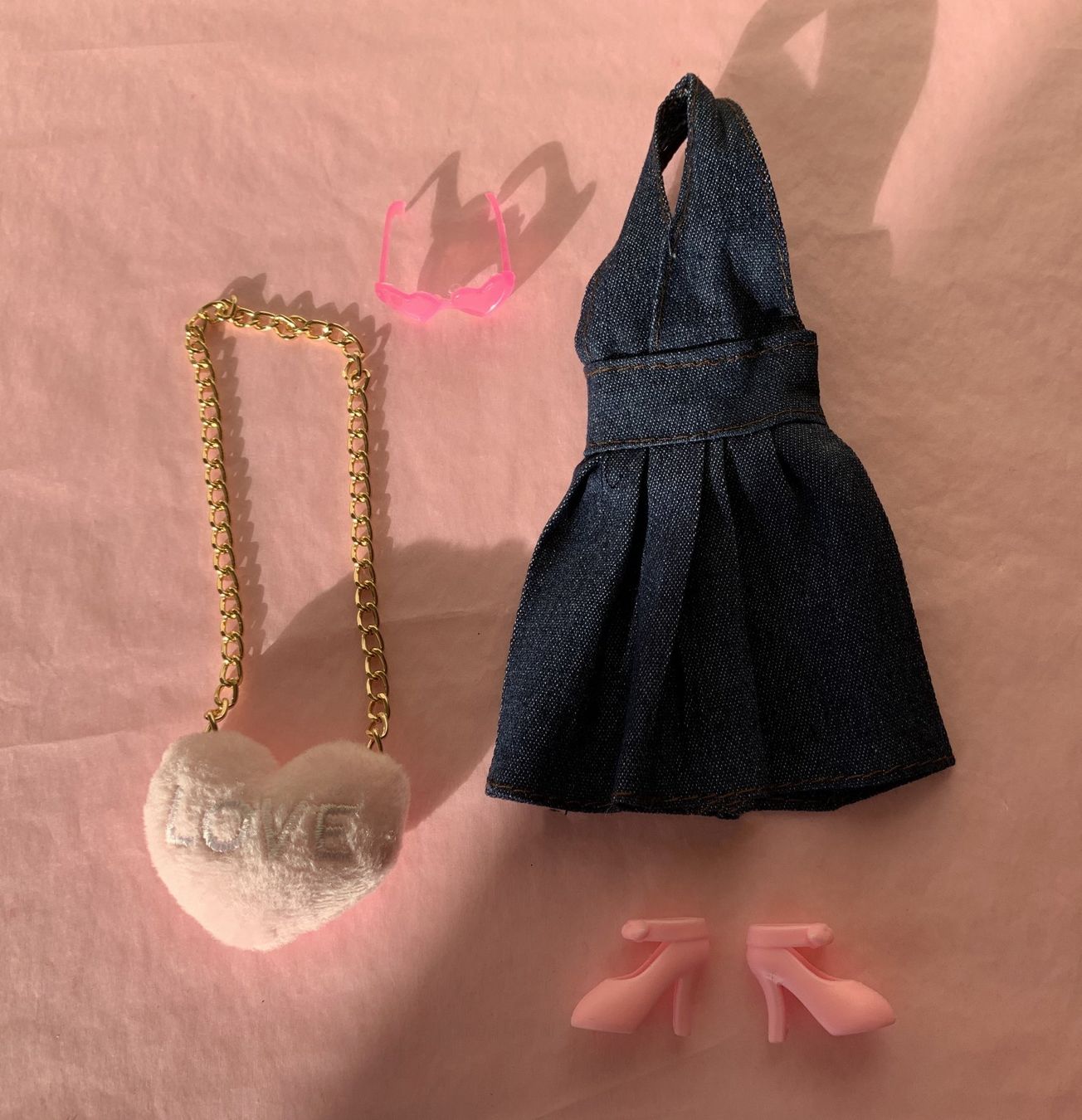 Bambole: BARBIE-OUTFIT 'LOVE'  **NEU** – Nuovo (secondo la descrizione) da Starrkirch-Wil venduto da Evelyne222 8