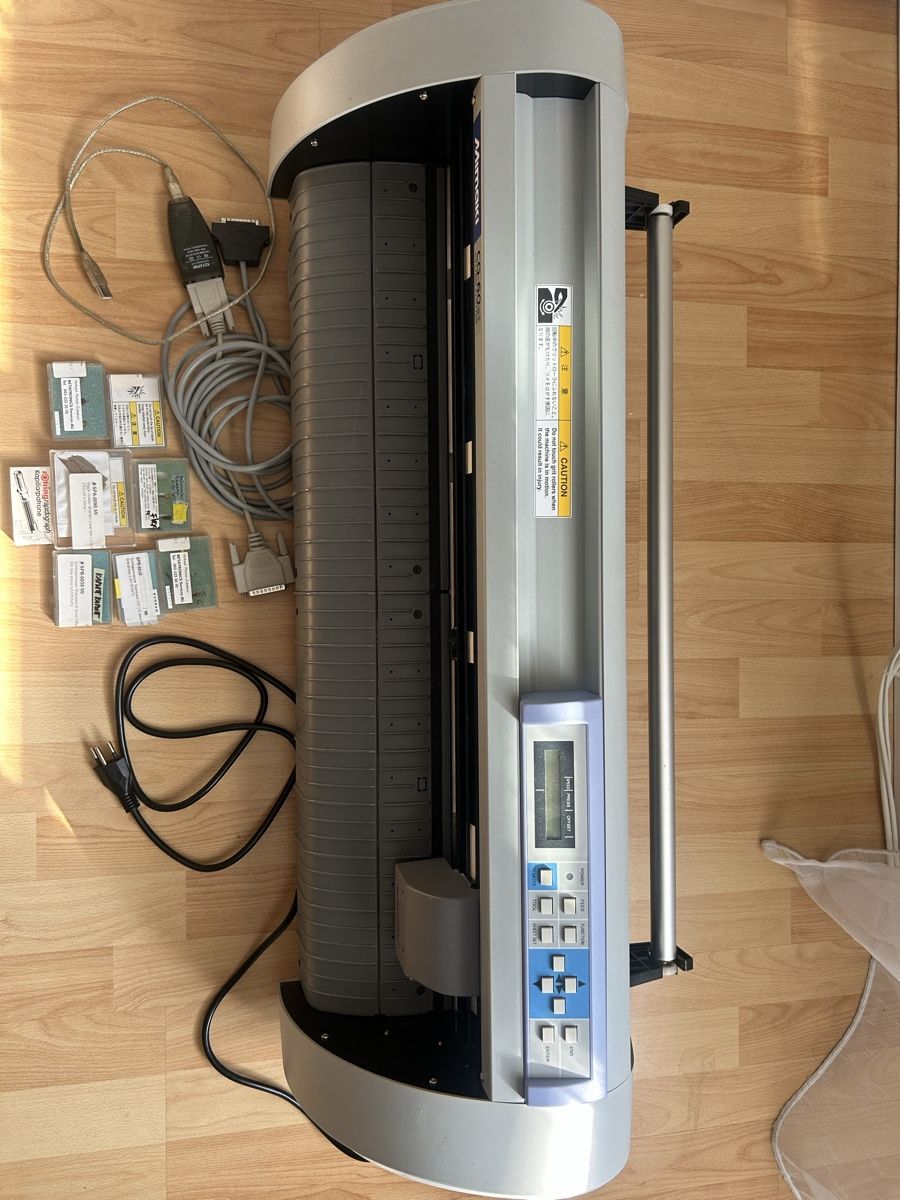 Alle Maschinen: Mimaki CG-60ST Schneideplotter 60 cm – Gebraucht aus schaffhausen von xja_8fwh