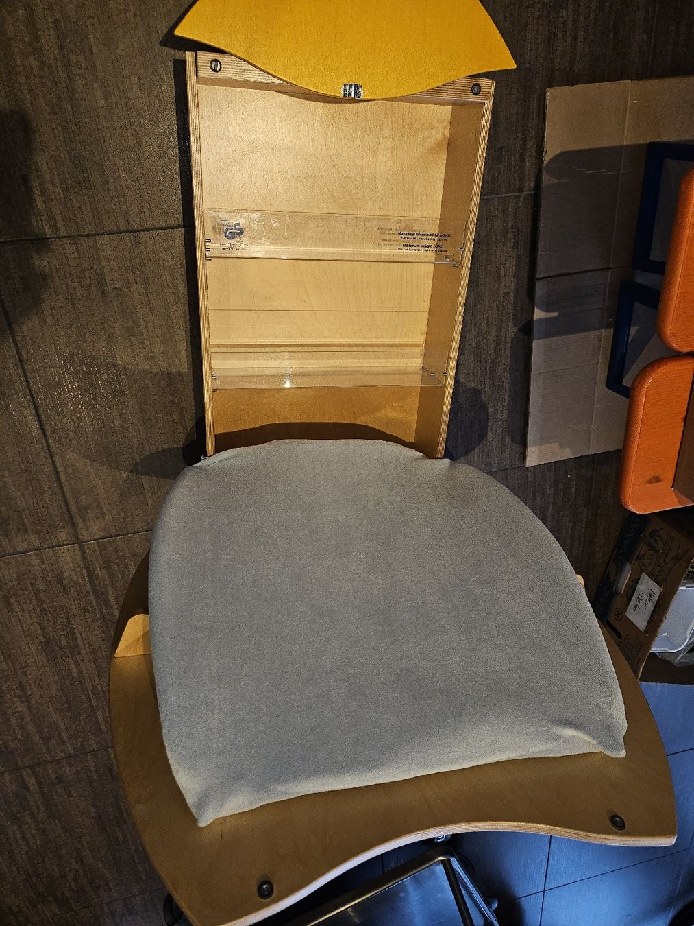 Fasciatoi & Accessori: Wickel-Ei Wandmodell – Usato da Morschach venduto da Hanswi 1