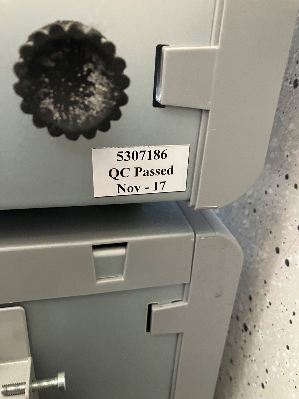 Krüger Luftentfeuchter: Krüger Secomat 200 – Gebraucht aus Gross von rue_9znh 2