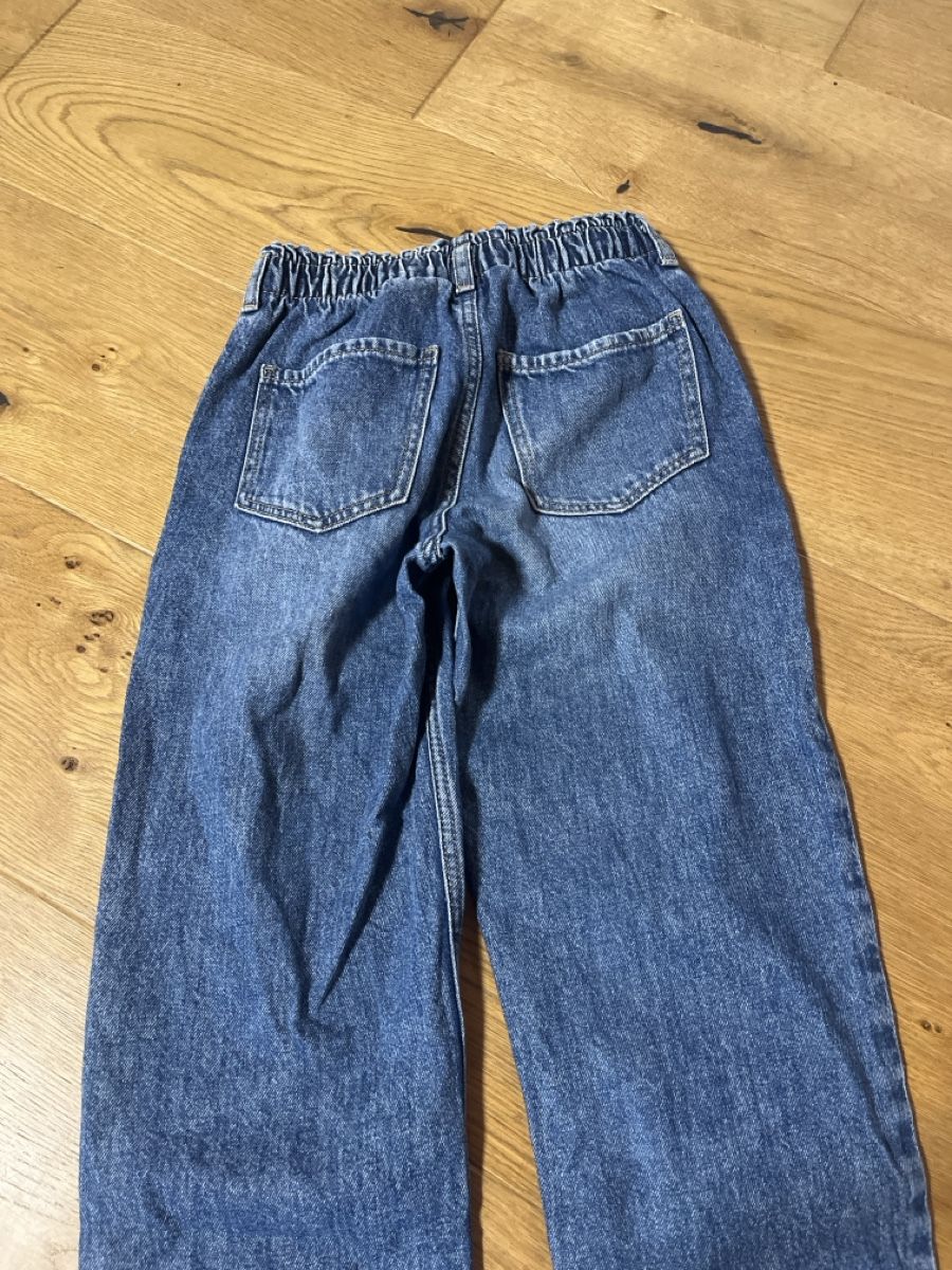 H&M Pantaloni: Jeans 128 – Usato da Balmberg venduto da Berglihof 2