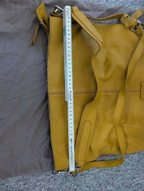 Liebeskind Borse: Ledertasche Liebeskind Berlin Senfgelb – Usato da Konolfingen venduto da Honey870 2