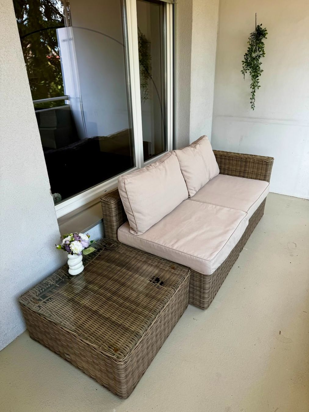 Tables: Sofa & Loungetisch mit Glasplatte – D'occasion à Windisch par dan_2cfb 1