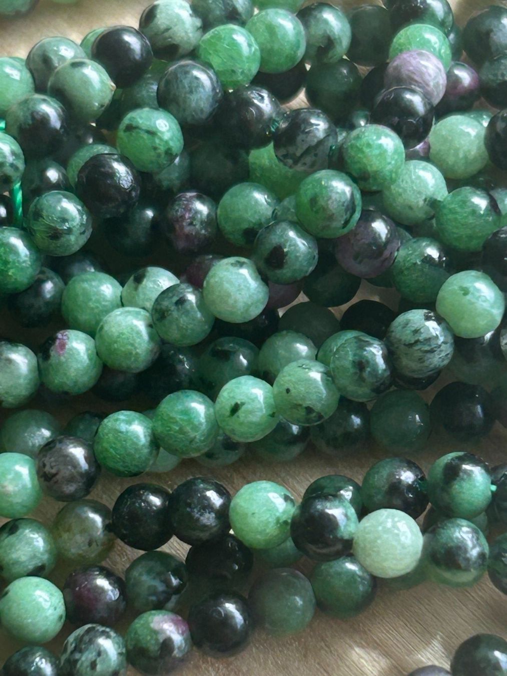 Edelsteine: Strang echte Epidot beads 4 mm – Neu und originalverpackt aus Niederrohrdorf von Ytobi 1