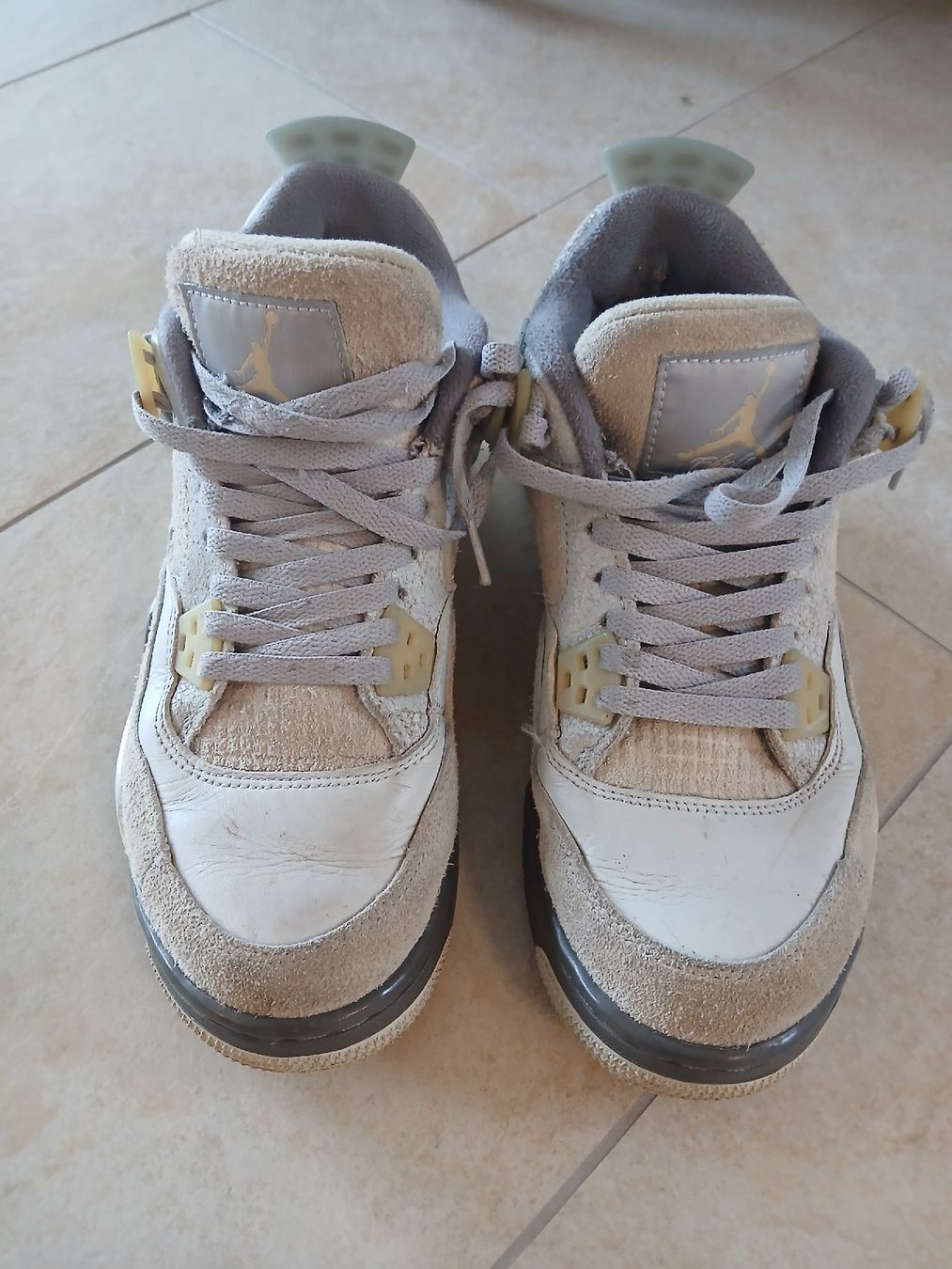 Jordan Scarpe per ragazzi: Jordan 4, Grösse 40 – Usato da Liestal venduto da piperpa