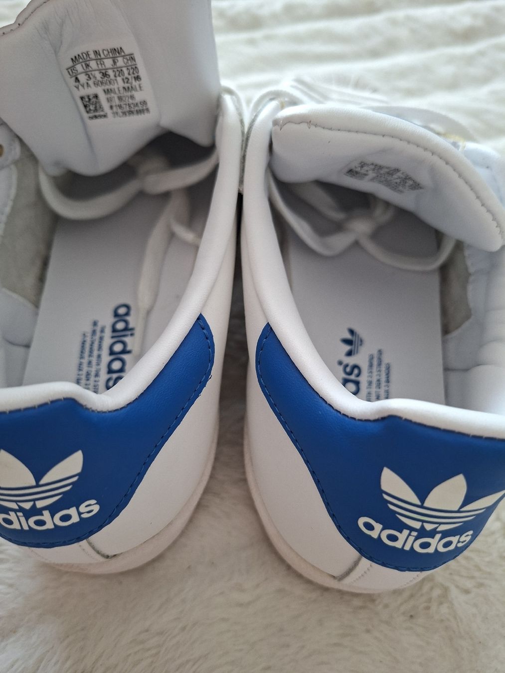 Adidas Scarpe da donna: Baskets Adidas Superstar blanc rouge bleu taille 36 – Usato da Renens VD venduto da ser_j2fn 1