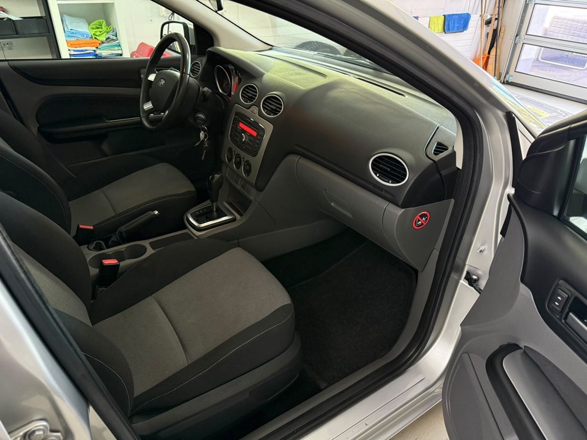 Ford Automobili: Ford Focus 2.0i Automatt – Usato da Belp venduto da Belper.1987 5