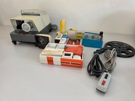 Vintage Diaprojektor Braun Paximat N12 electric mit Zubehör