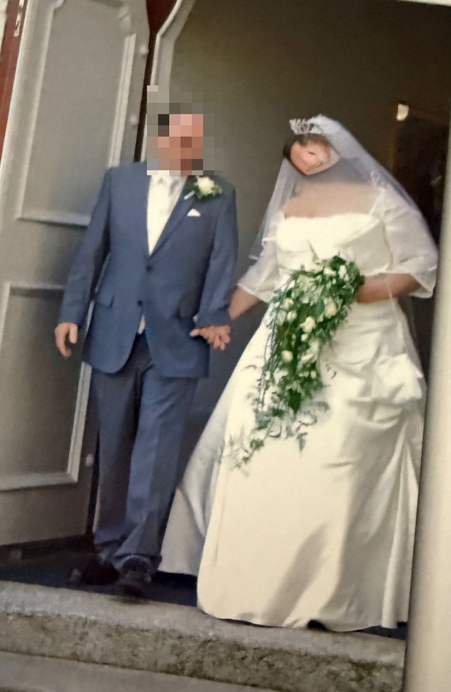 Kleider: Hochzeitskleid gr. 56 – Gebraucht aus Kilchberg ZH von Albis