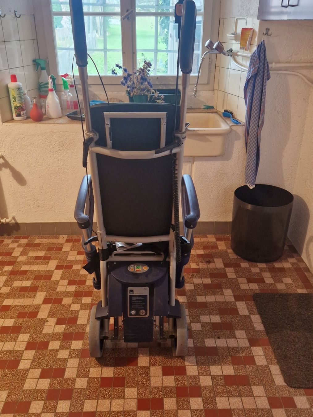 Sedie a rotelle: Treppensteiger AAT Escalino – Usato da Lausen venduto da Xxxsupra 4
