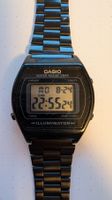 Casio B640W digitale Uhr Edelstahlband guter Zustand
