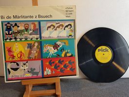 Bi de Märlitante z Bsuech Sylvia Sempert