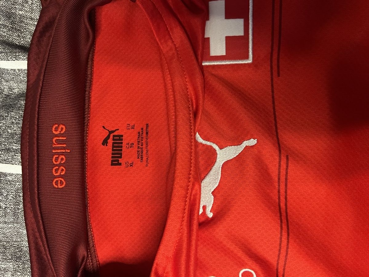 Puma Maillots de corps & Pantalons: Schweizer Nati Trikot – Neuf (Voir description) à Brunnen par Raffael_R 2