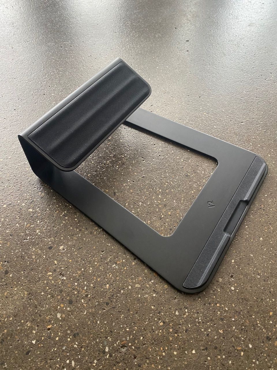 Altro in Decorazioni & Accessori: Twelve South - Parcslope Laptop/iPad Ständer – Nuovo (secondo la descrizione) da Gretzenbach venduto da Spacemonk13 1