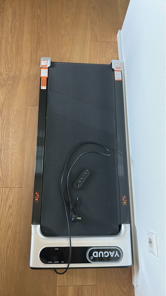 Macchine per carico, silaggio e trasporto: Vagud Treadmill used good condition – Usato da Basel venduto da sab_5xts