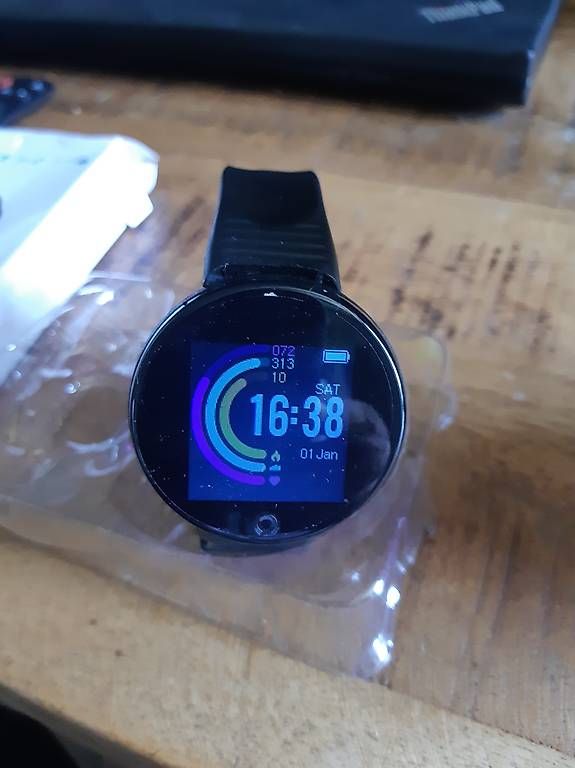 Smartwatch: Smartwatch – Gebraucht aus Brissago von dee07