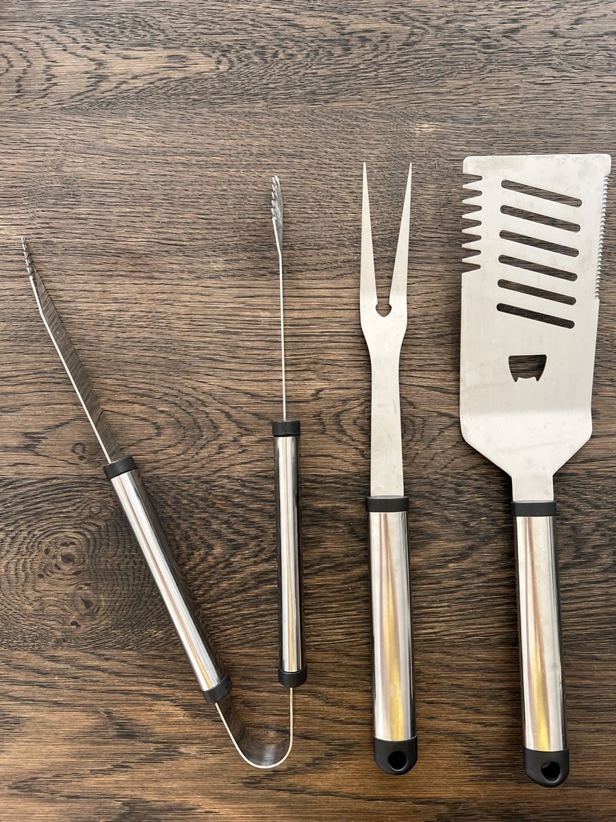 Set di posate: Grillzubehör – Usato da Weesen venduto da Elmax1 3