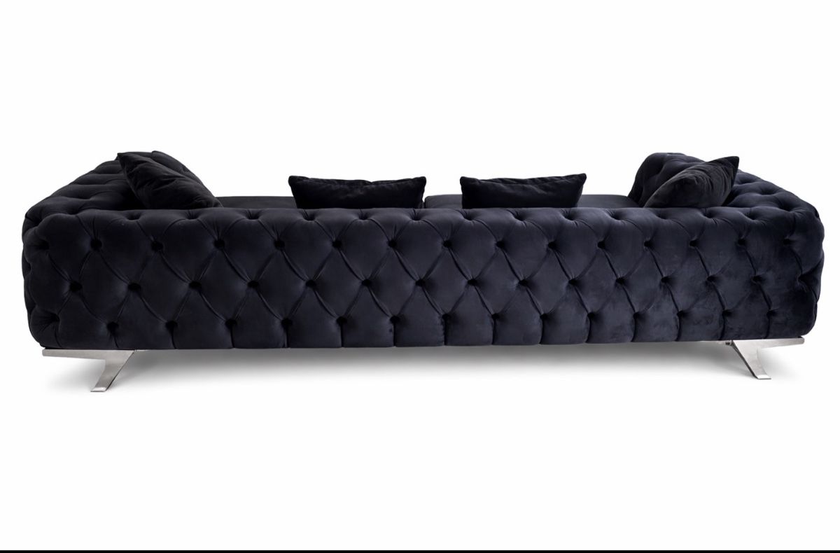 Chesterfield Divani: Sofà Chesterfield Samt – Usato da Möhlin venduto da Cippi