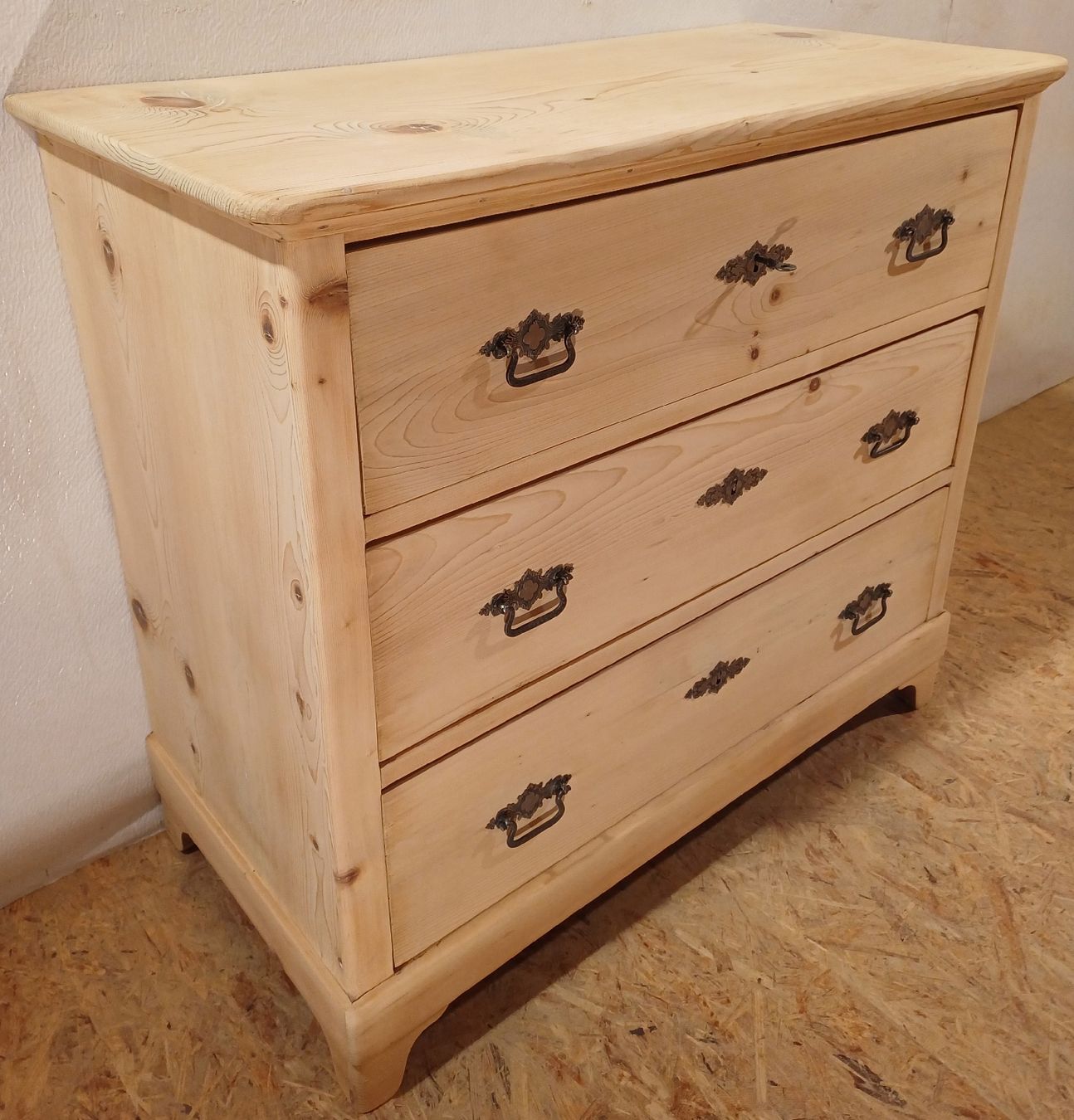 Commodes: AntikeTannenholz Kommode – D'occasion à Stettfurt par noaron 1