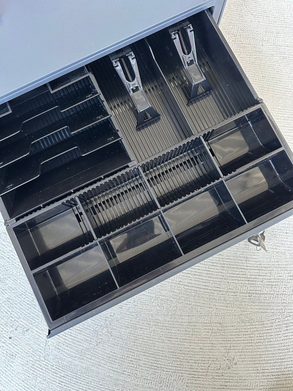 Registratore di cassa: Metapace K-1 Kassenschublade Schwarz – Usato da zürich venduto da mir_8btk 1