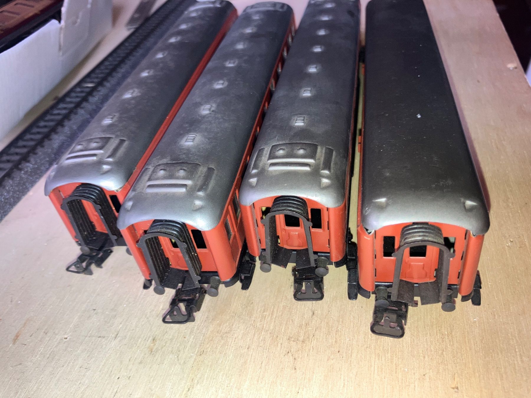 Märklin Modellini di ferrovie: 3 voitures et un fourgon Märklin des SJ – Usato da Dompierre VD venduto da immorentes 6