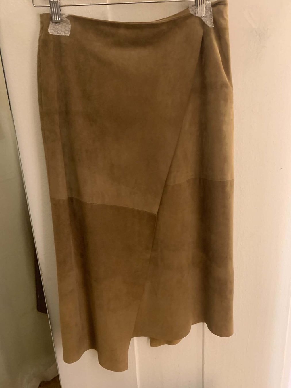 Brunello Cucinelli Gonne: Brunello Cucinelli suede Leder Rock S.  Post 11.- – Nuovo (secondo la descrizione) da Bern venduto da waves0 1