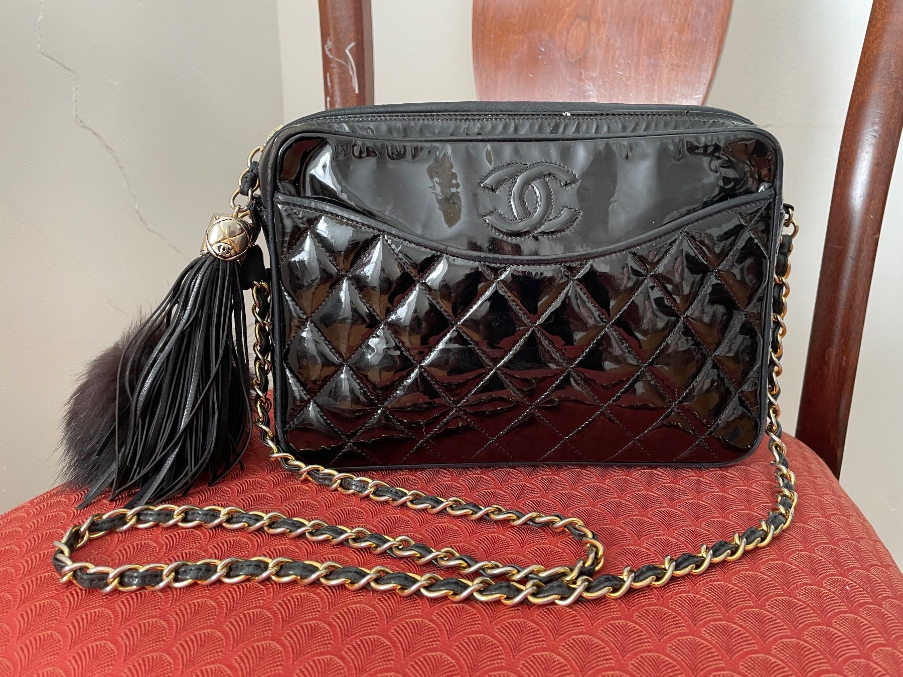 Chanel Borse da donna: Chanel patent leather camera bag – Usato da Genève venduto da lailas_things